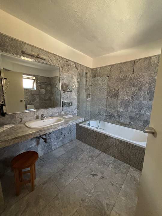 Zimmer Bella Beach Hotel