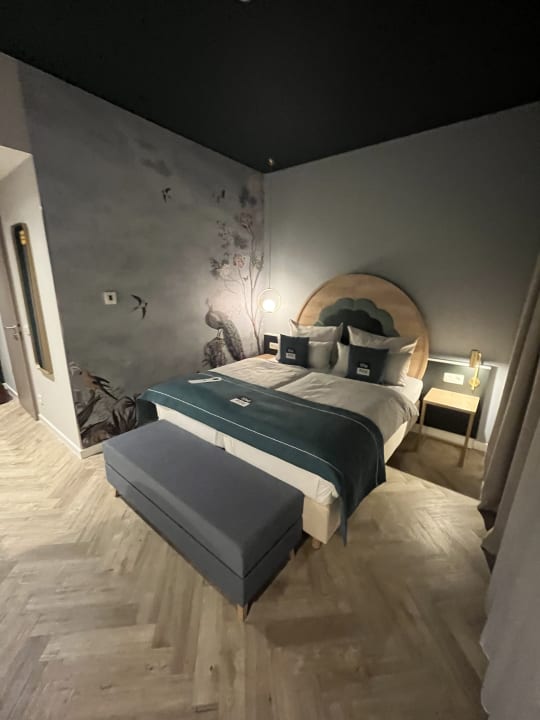 Zimmer Holiday Inn - the niu, Flower Konstanz