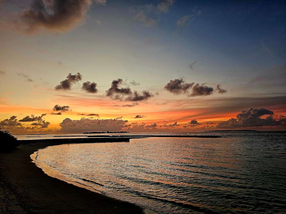 Strand Adaaran Select Meedhupparu Island Resort - Premium All Inclusive