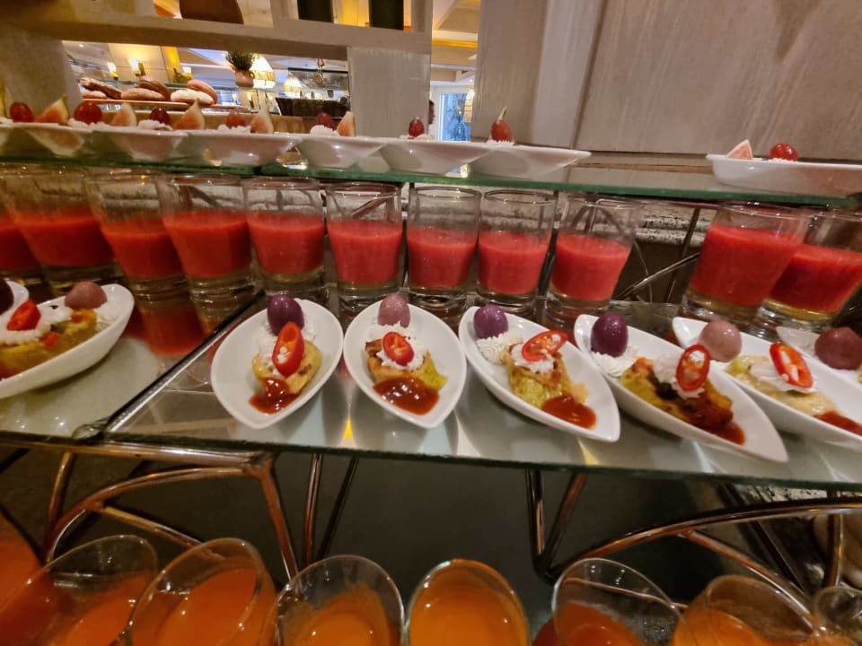 Gastro The Breakers Diving & Surfing Lodge