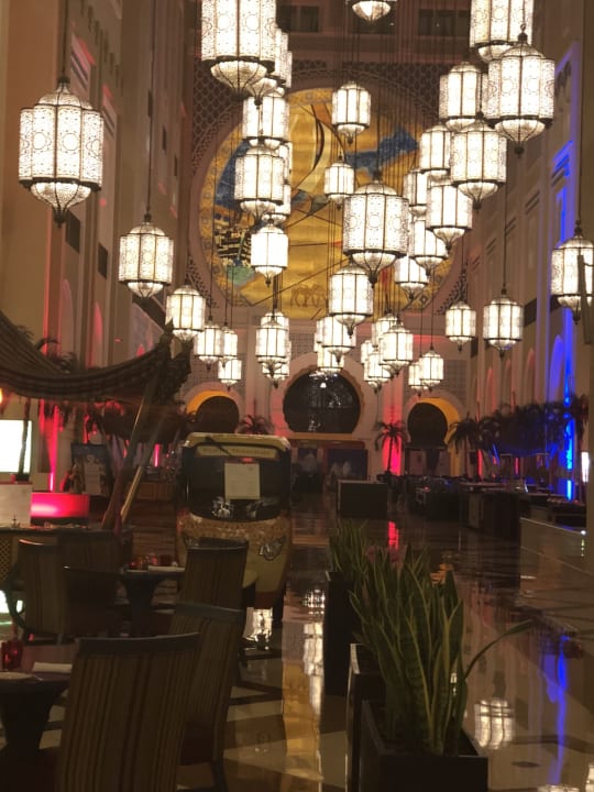 Sonstiges Oaks Ibn Battuta Gate Dubai