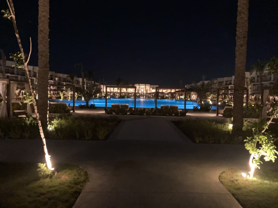 Außenansicht Steigenberger Resort Ras Soma