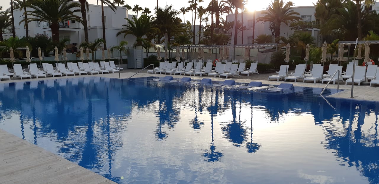 Pool Hotel Riu Palace Meloneras