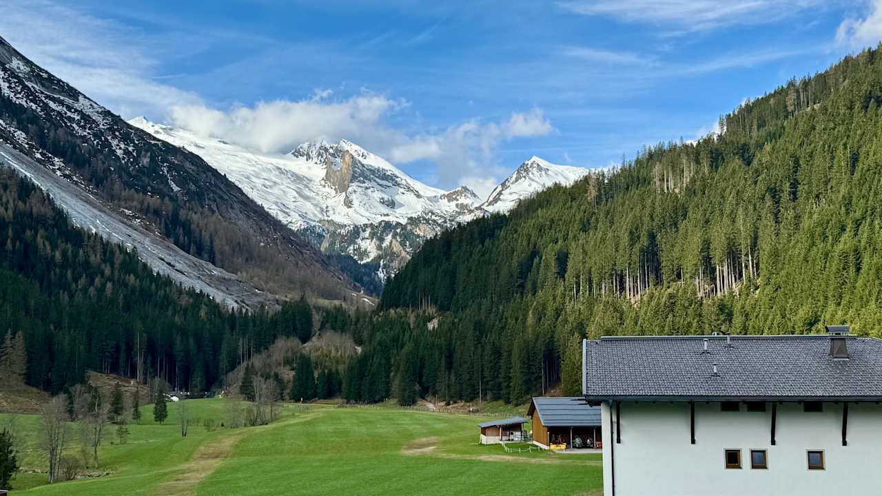 Ausblick Alpinhotel Berghaus
