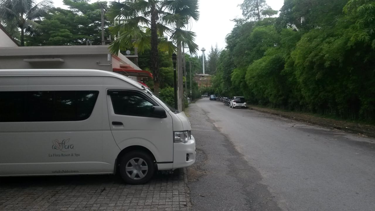 Davor La Flora Khao Lak