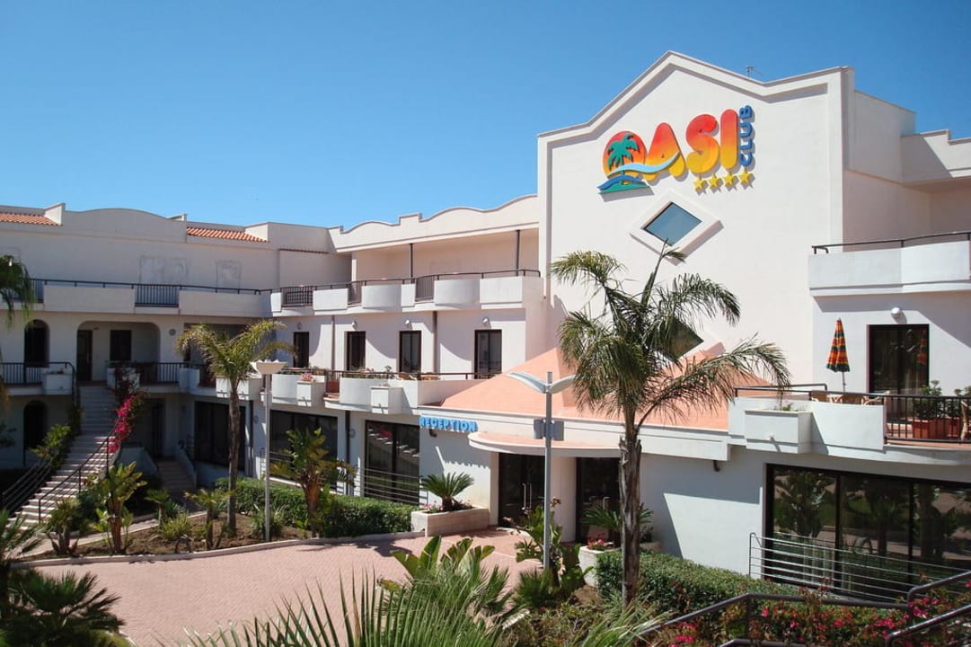 Außenansicht Oasiclub Hotel