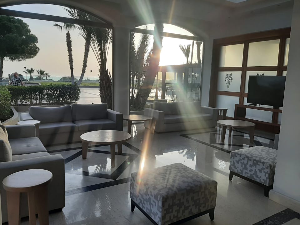 Lobby Kresten Palace Hotel