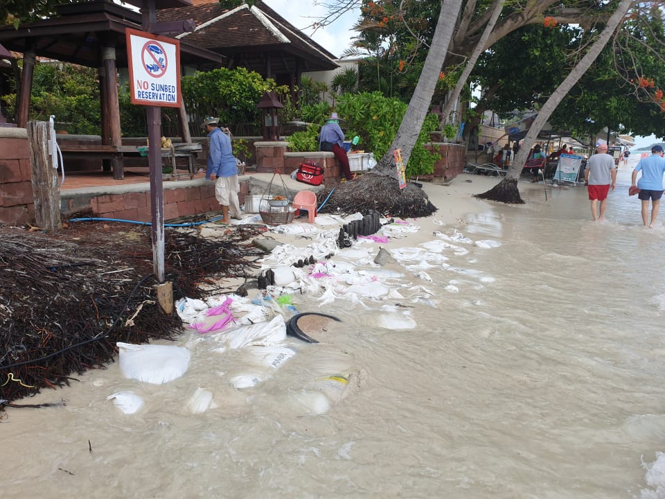 Strand Chaweng Regent Beach Resort