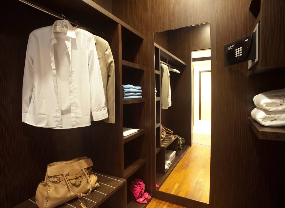 Luxury Suite with Sea View - Walk in Wardrobe Elysium Resort & Spa Hotel