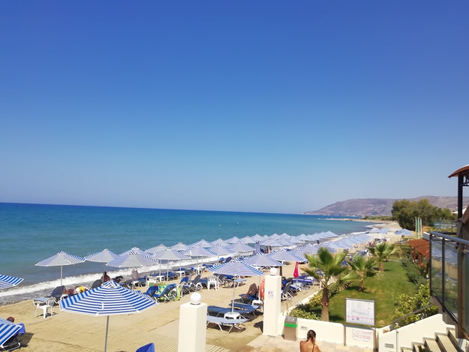 Strand Hydramis Palace Beach Resort