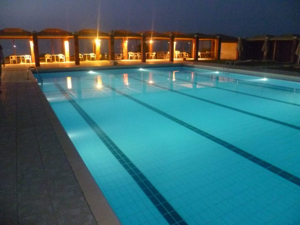 Pool Civitel Creta Beach
