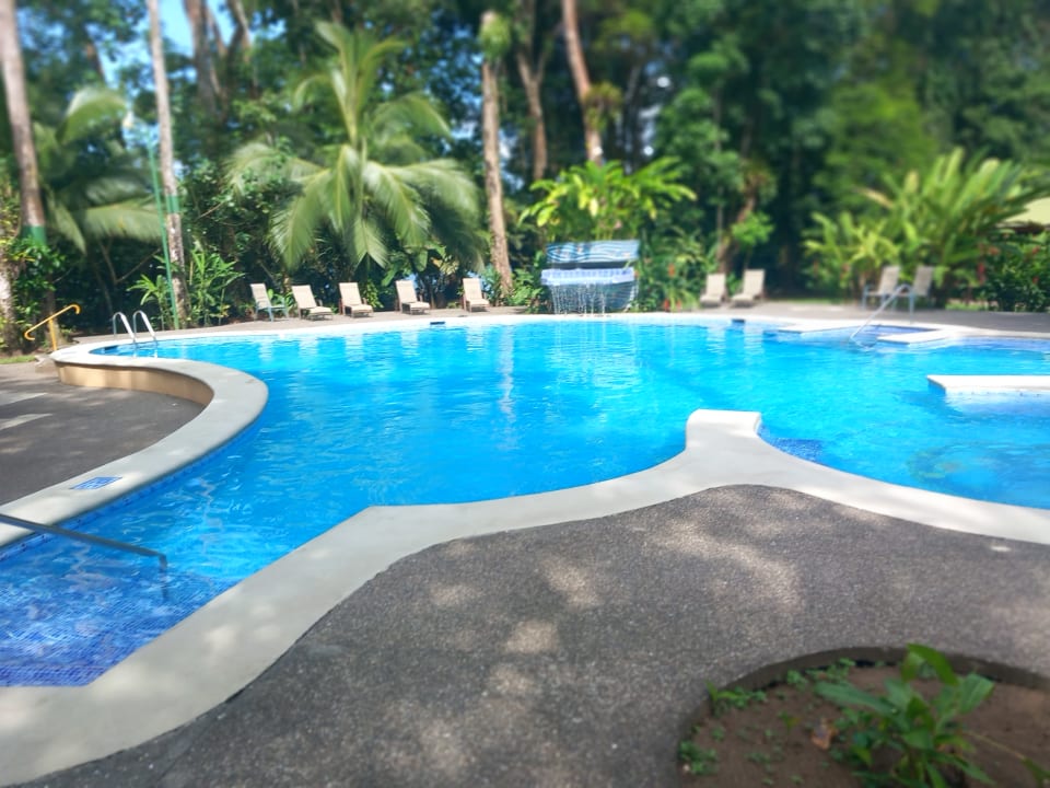 Pool Hotel Laguna Lodge