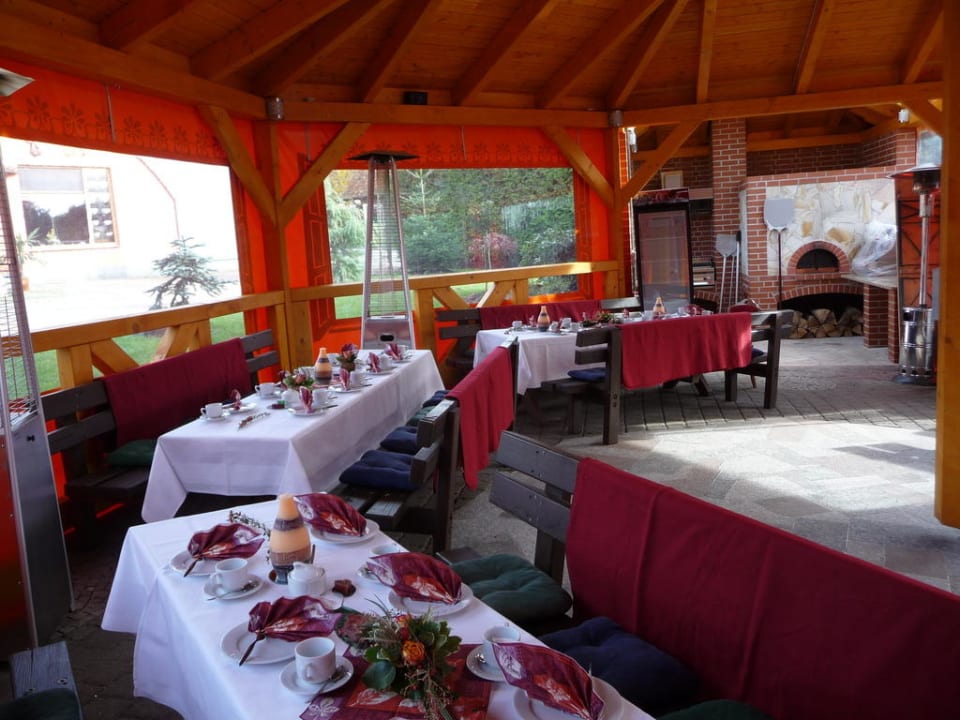 Feierlichkeiten im Pavillon Gasthof Brauner Hirsch