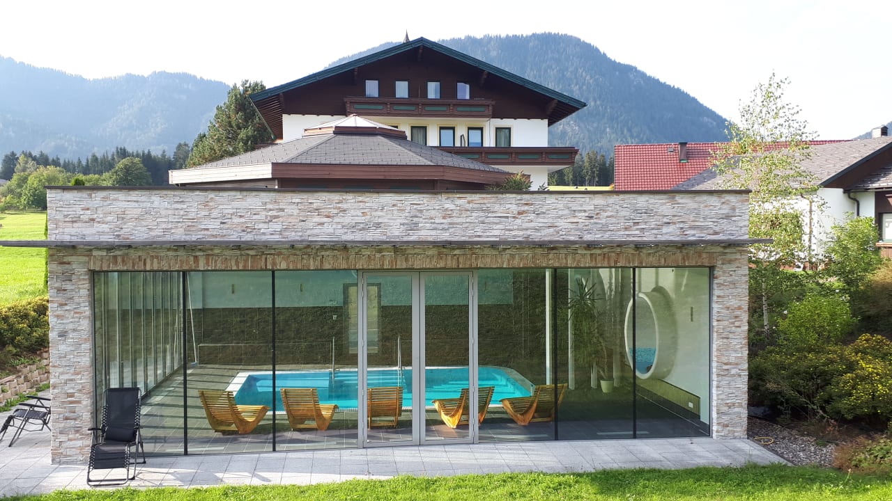 Außenansicht Hotel Berghof Mitterberg