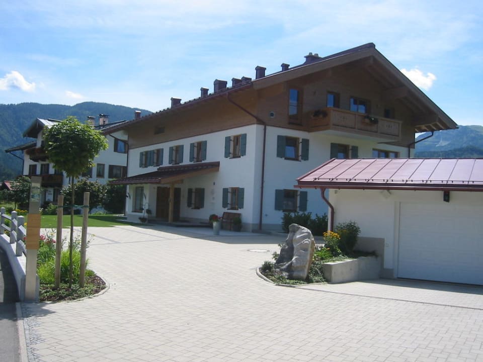 Residenz Cristallo Hausansicht Sommer Residenz Cristallo