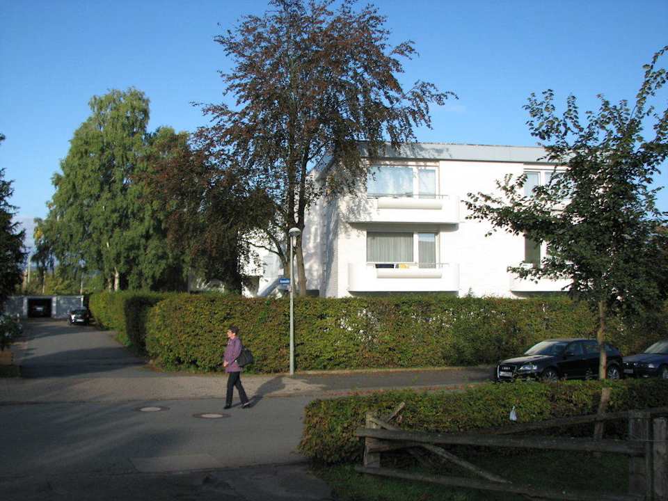 Blick zum Hotel Gästehaus nebenan Hotel am Kaiserbrunnen