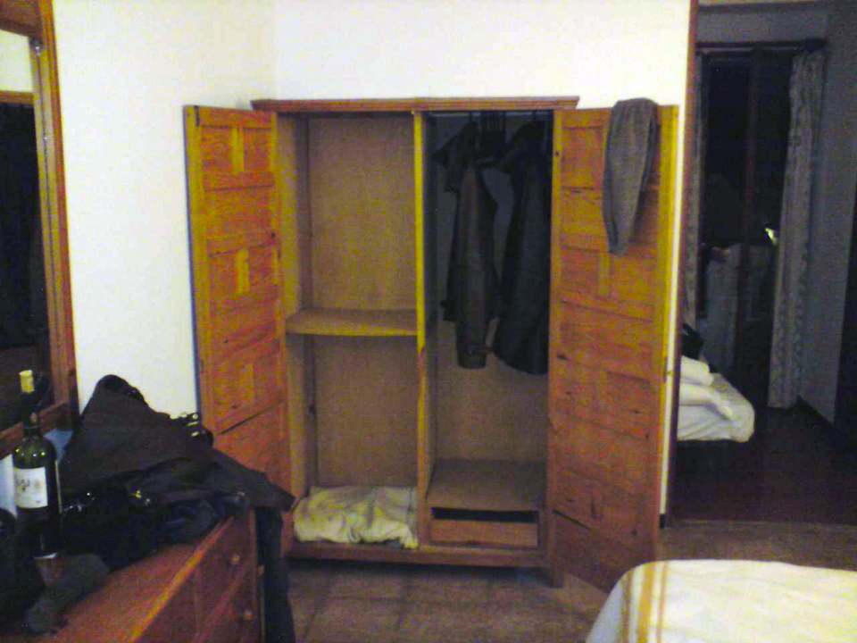 Das einzige "Möbelstück" Som Suret Hotel