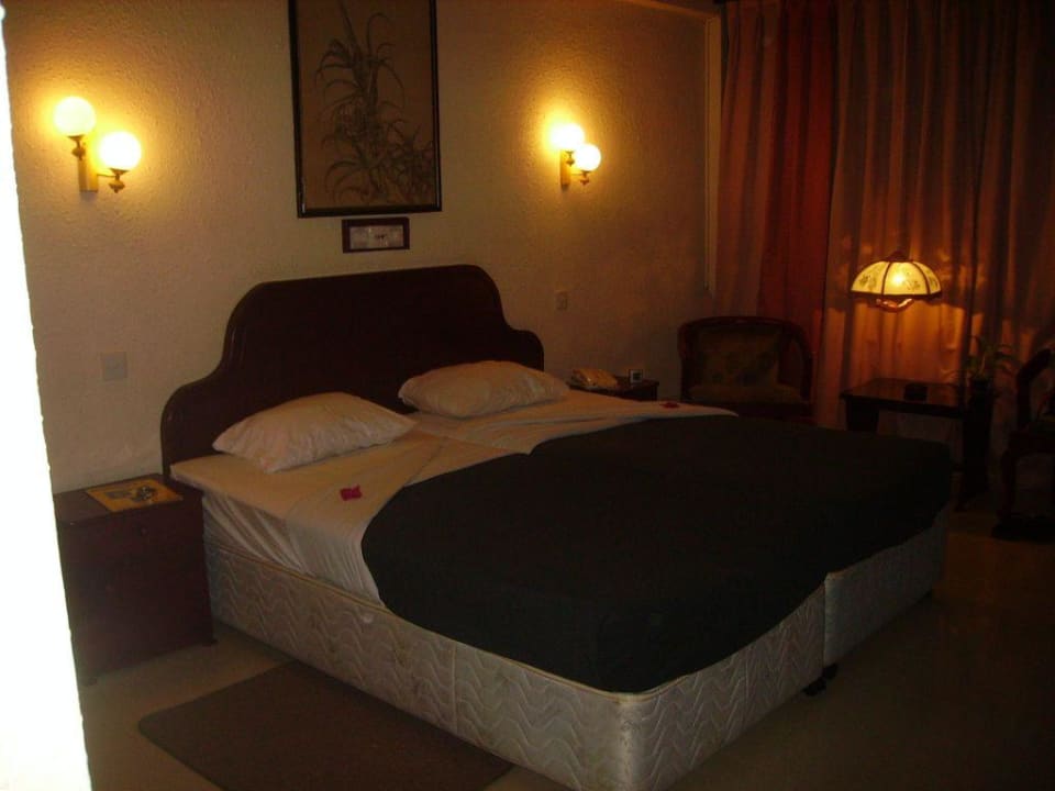 Zimmerbeispiel Hotel Topaz