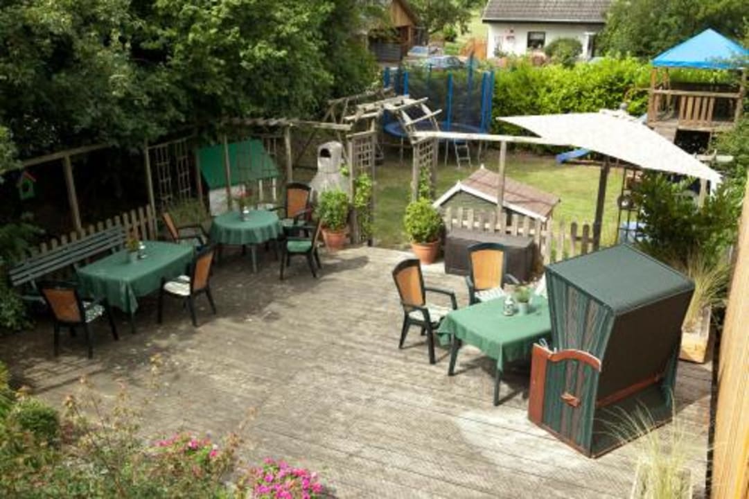 Gartenanlage Haus Wildgans - Ferienwohnung Sonnenblume