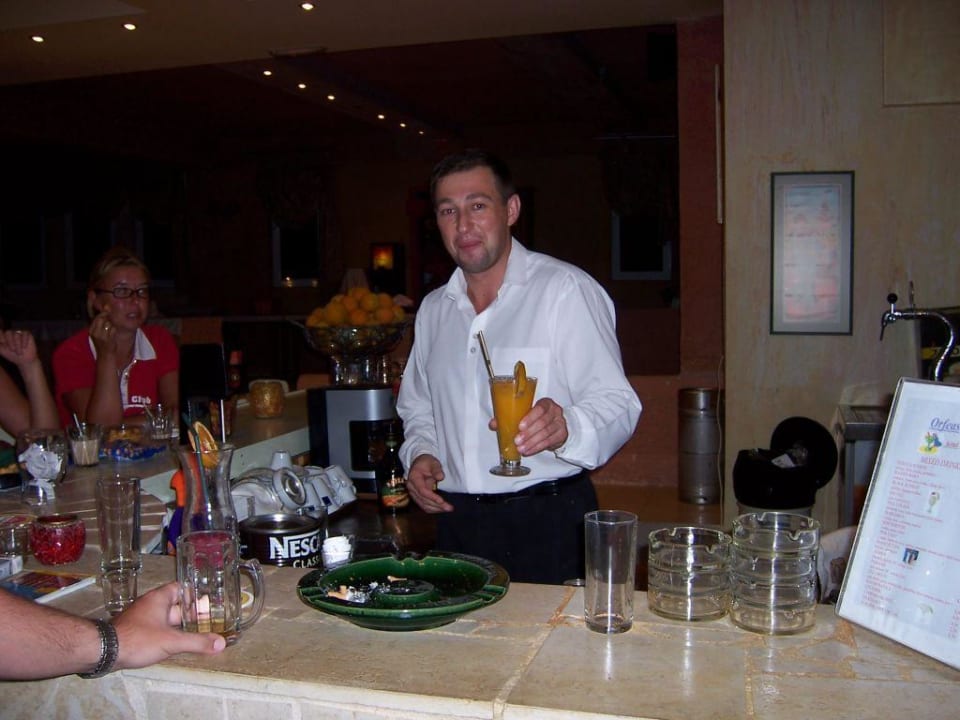 Abends an der Bar Orpheas Resort - Adults Only