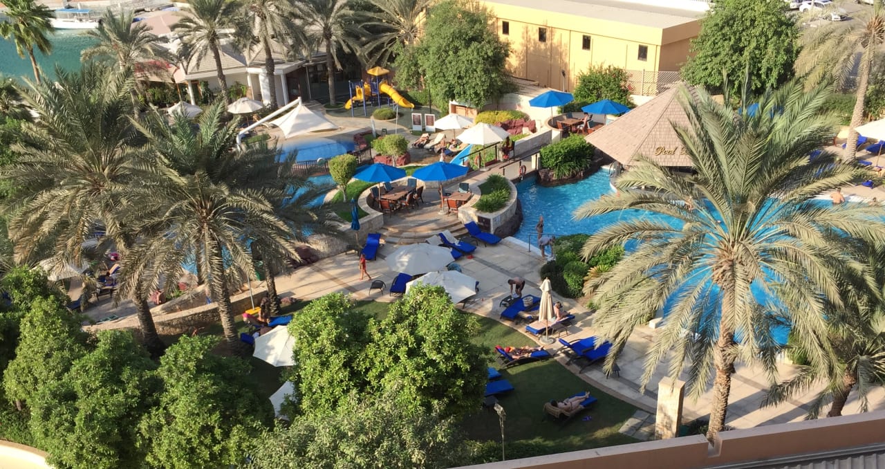 Pool Sheraton Hotel & Resort Abu Dhabi
