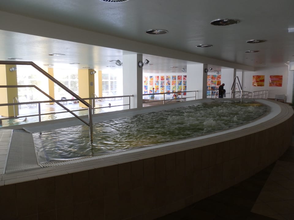 Innenpool Hotel Aurora