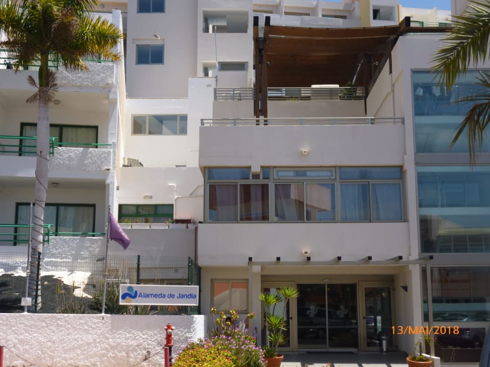 Angeblich gibt es renovierte Apartments Servatur Alameda de Jandía