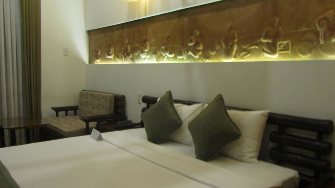 Large Bed Bamboo Village Beach Resort & Spa