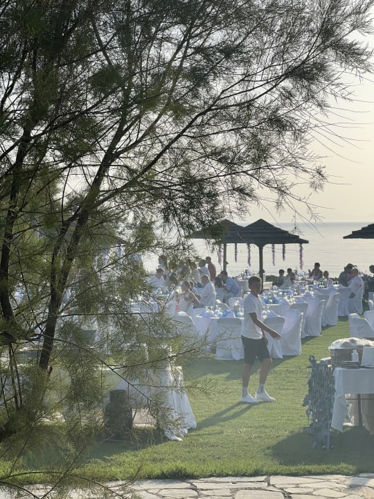 Gastro ROBINSON KYLLINI BEACH