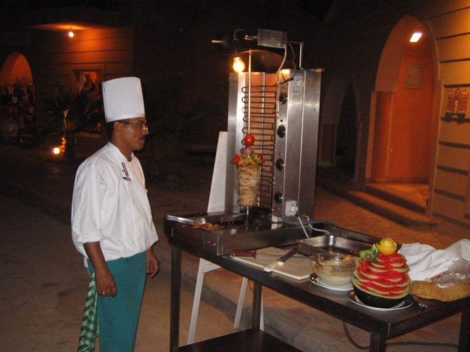 Buffet beim Streetfestival Hotel Three Corners Ocean View prestige - Adults only