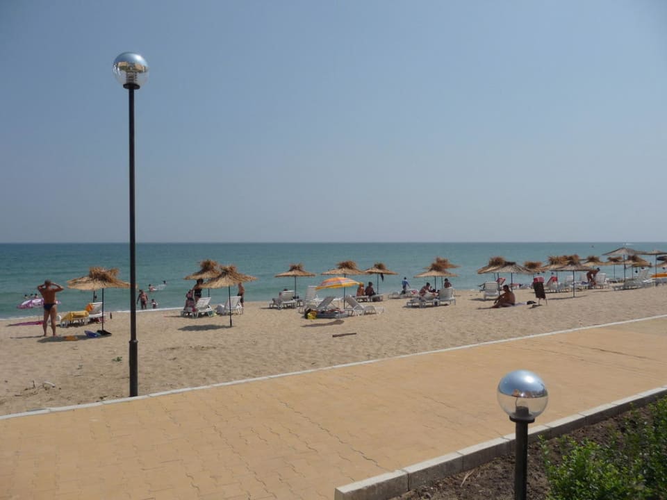 Weg zum Strand Sol Luna Bay