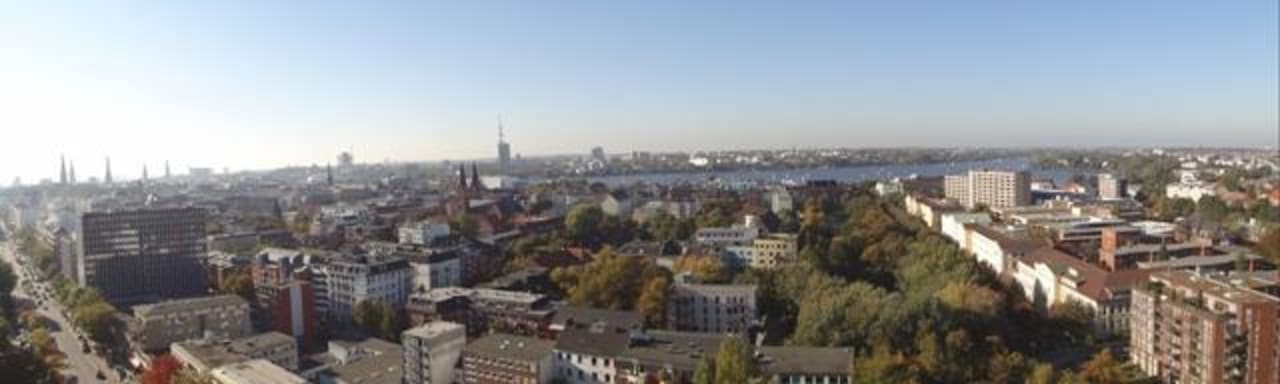 Blick vom 19. Stockwerk Motel One Hamburg-Alster