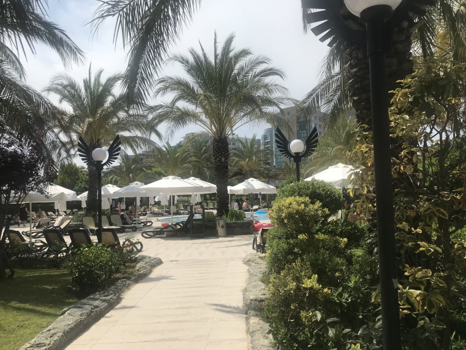 Gartenanlage Royal Wings Hotel