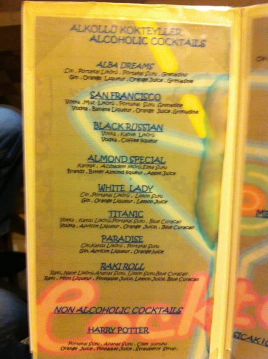 Kostenlose Cocktails Alba Queen Hotel