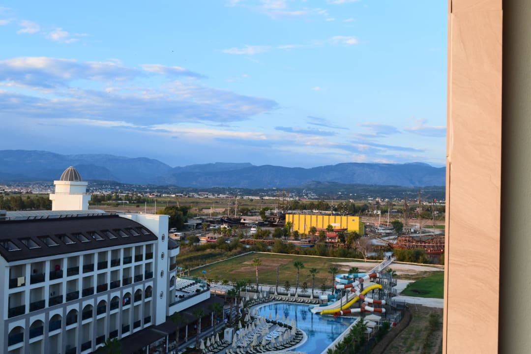 Aussicht vom Zimmer zum Fluß Riolavitas Resort & Spa