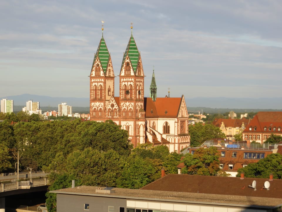 "Der Blick aus dem Fenster" InterCityHotel Freiburg