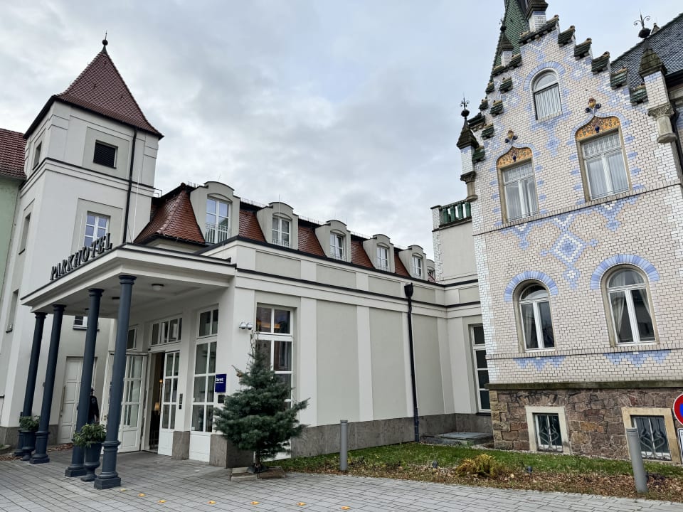 Außenansicht Dorint Parkhotel Meissen