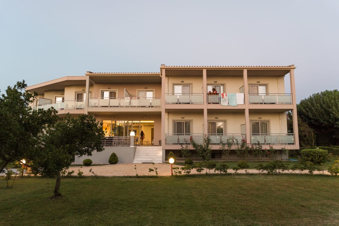 Außenansicht Harmony Hotel Resort