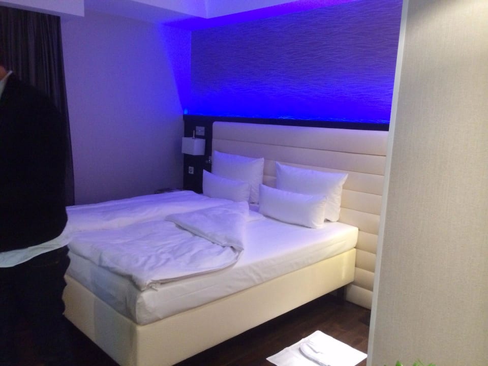 Bett Hotel Palace Berlin