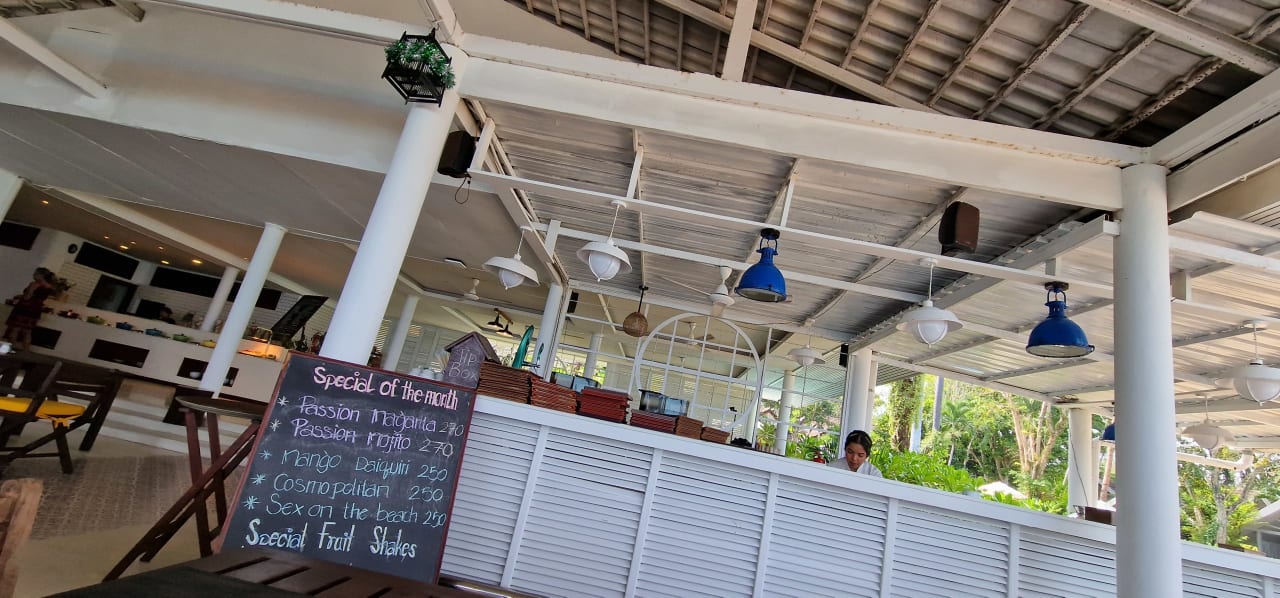 Gastro Paradise Beach Resort, Samui