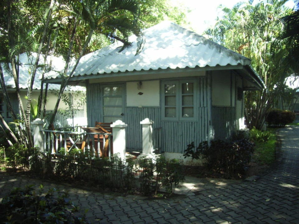 Unser Bungalow von aussen The Green Park Resort