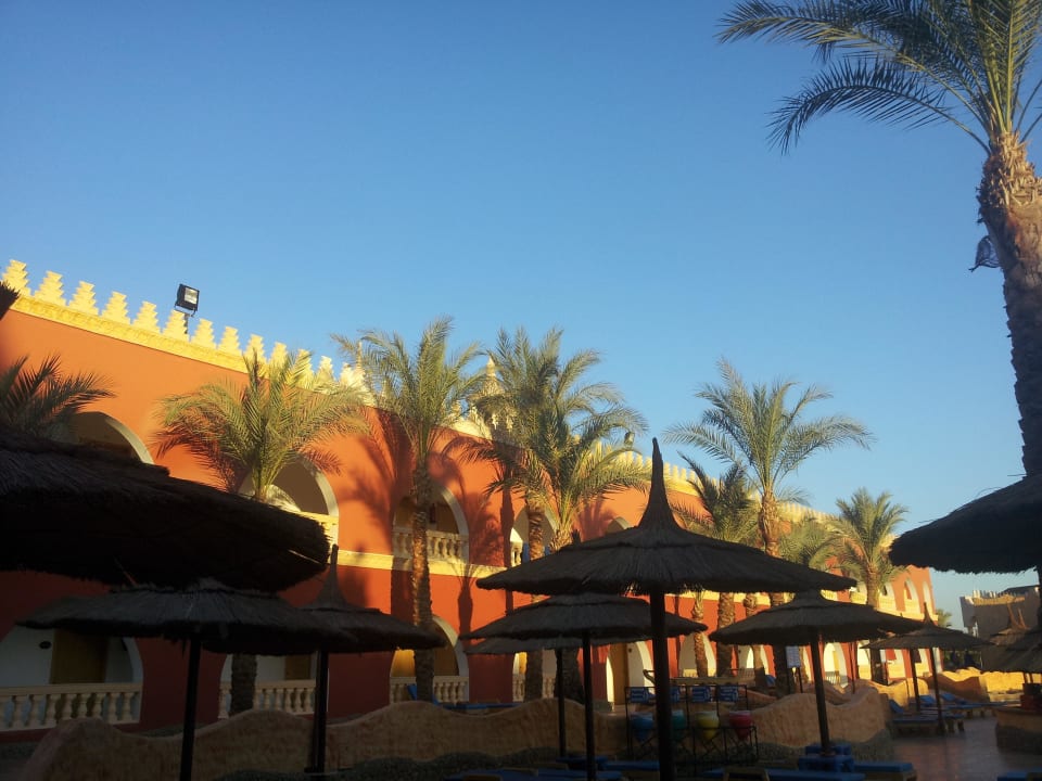 Am Activitypool Pickalbatros Alf Leila Wa Leila Resort - Neverland Hurghada