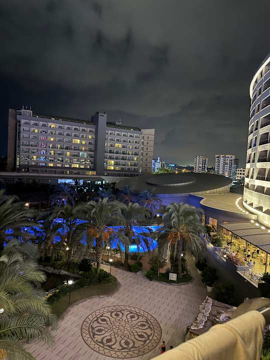 Außenansicht Royal Wings Hotel