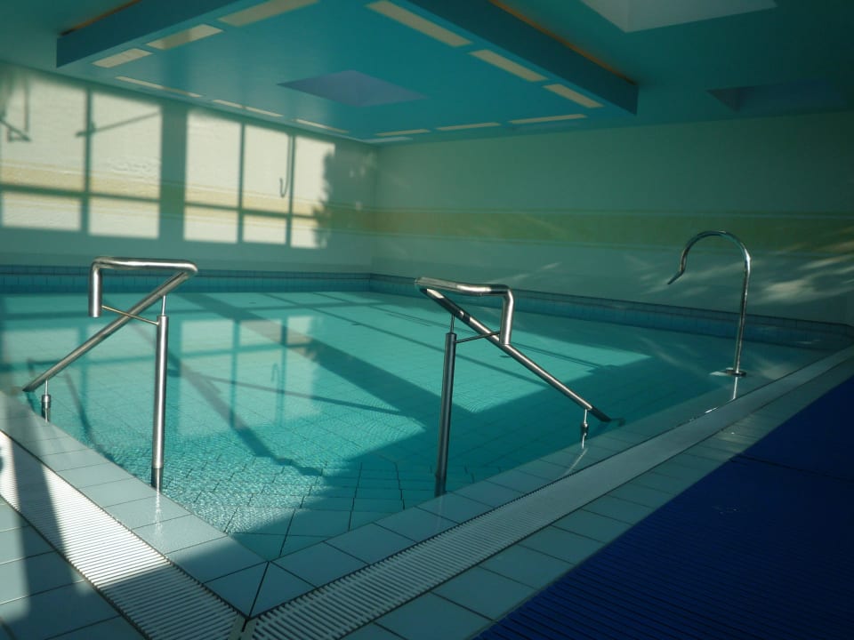 Innenpool (existiert nicht mehr - Anmerkung HolidayCheck) DEKRA Congresshotel Wart