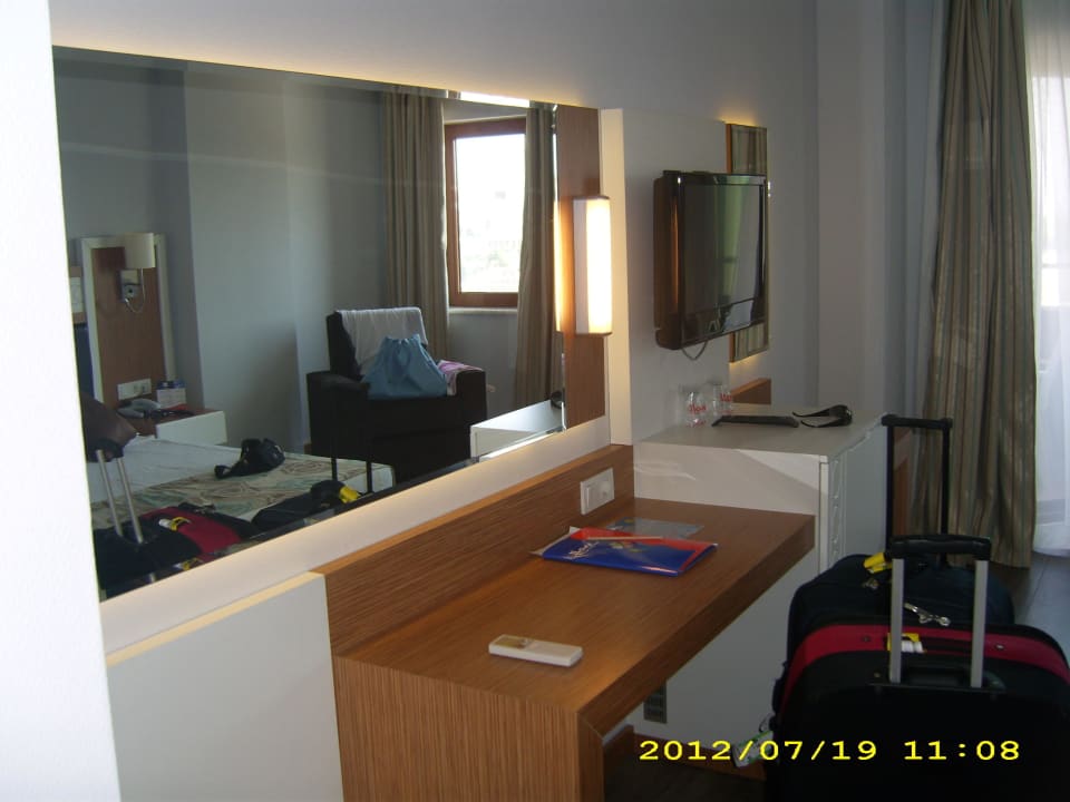 Seitenfront andere Perspektive Hane Family Resort