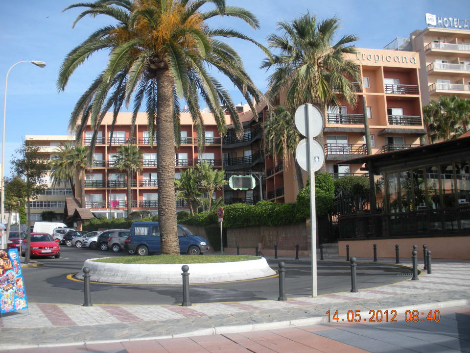 Blick von Strandpromenade zum Hotel Hotel MS Tropicana
