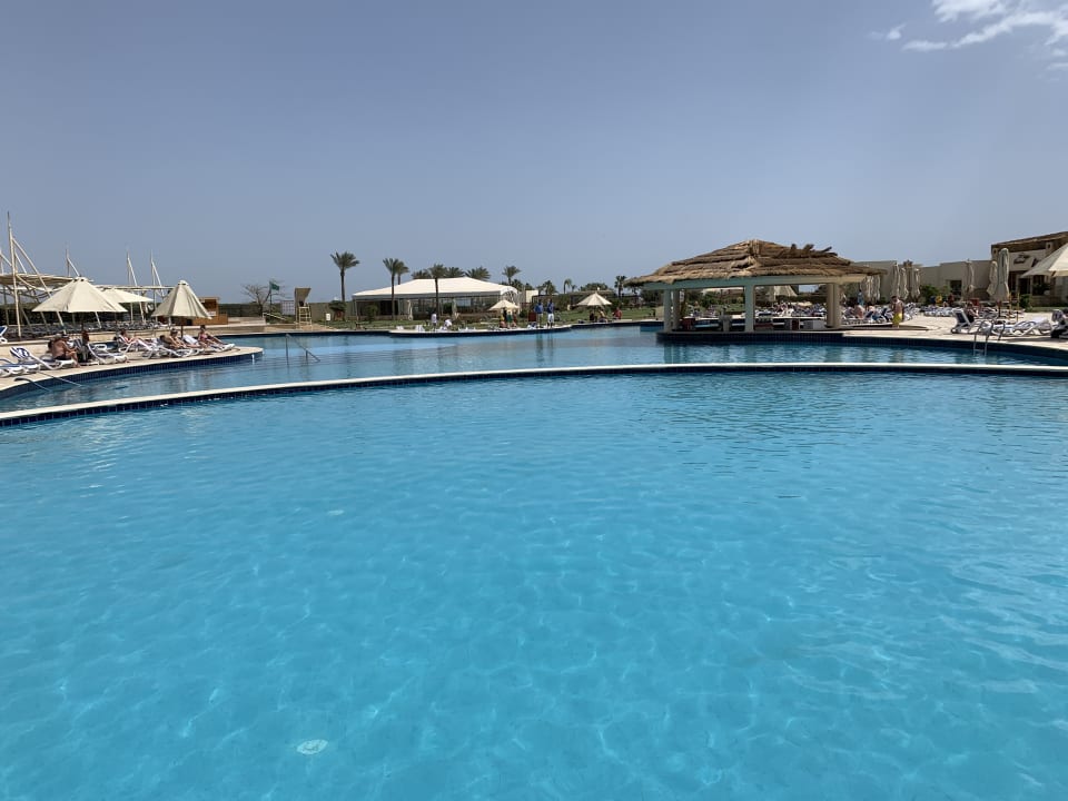 Pool Mövenpick Waterpark Resort & Spa Soma Bay