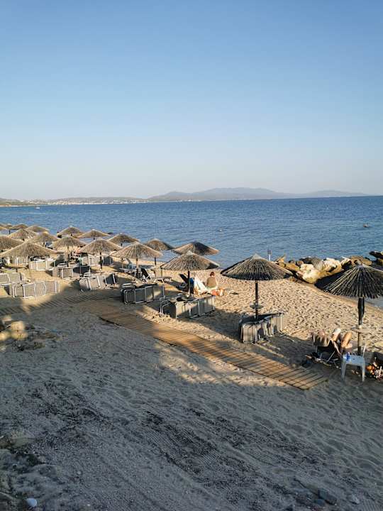 Strand Blue Dolphin Resort Hotel