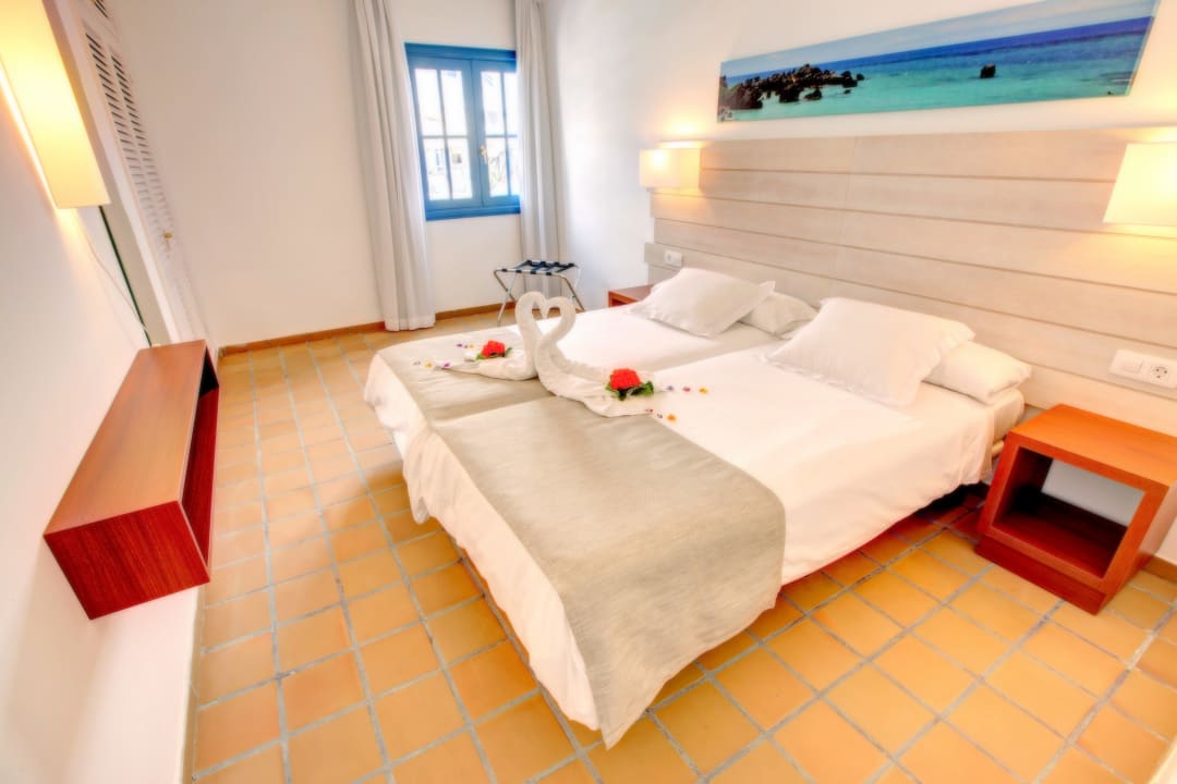Room LABRANDA Bahía y Villas Fañabé