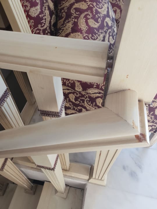 Lobby Larina Resort Spa & Hotel